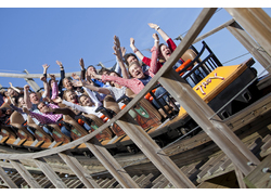 Logo_houten_achtbaan_troy_toverland