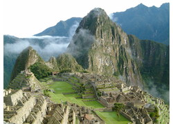 Logo_peru_machu_picchu_sunrise