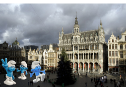 Logo_brussel_grote_markt_en_smurfen