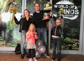 Normal_50000e_bezoeker_world_of_dinos