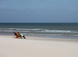 Normal_zeeland__walcheren__vrouwenpolder__zee__strand__toeristen