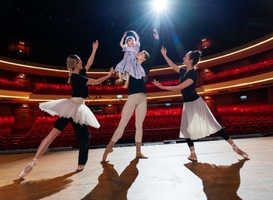 Normal_prinses_beatrix_spierfonds_-_het_nationale_ballet_-_free_to_move