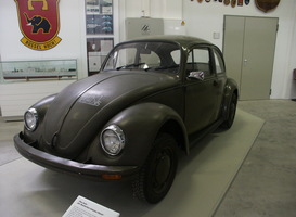 Volkswagen Kever zoals opgesteld in het Bundeswehrmuseum Dresden. Foto: Jan Rehschuh Volkswagen Kever zoals opgesteld in het Bundeswehrmuseum Dresden. Foto: Jan Rehschuh
