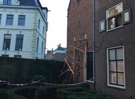 Normal_kunstlievend_genootschap_pictura__aardbevingen__bevings