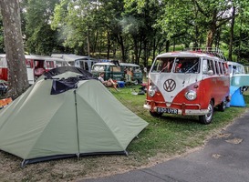 Normal_kamperen__volkswagen__tent__camping