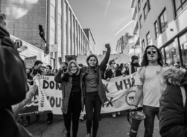 Normal_klimaatspijbelaars_-_foto__nel_berens__via_persbericht_het_nationale_theater_