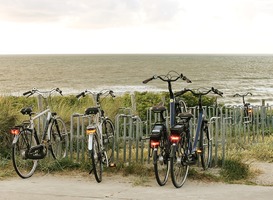 Normal_fietsen_bij_de_noordzee