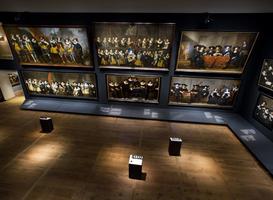 Groepsportretten van de 17e eeuw (voorheen; Hollanders van de gouden eeuw) - beeld via persbericht Amsterdam Museum Groepsportretten van de 17e eeuw (voorheen; Hollanders van de gouden eeuw) - beeld via persbericht Amsterdam Museum