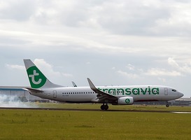 Normal_vliegtuig__transavia__vliegveld