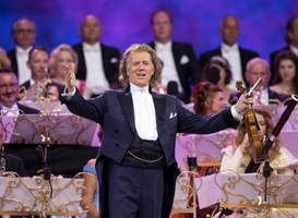 Normal_andr__rieu__johann_strauss_orkest__vrijthof__maastricht__pr-foto_2019__2_