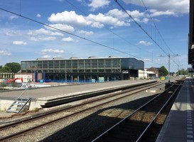 LocHal Tilburg, gezien vanaf station Tilburg - foto PD LocHal Tilburg, gezien vanaf station Tilburg - foto PD