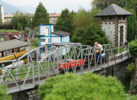 Een Nienoord-locomotief op een vergelijkbare spoorbrug in Zwitserland Een Nienoord-locomotief op een vergelijkbare spoorbrug in Zwitserland
