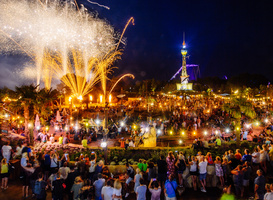 Toverland 2020, vuurwerkshow in Port Laguna - beeld via persbericht Toverland Toverland 2020, vuurwerkshow in Port Laguna - beeld via persbericht Toverland