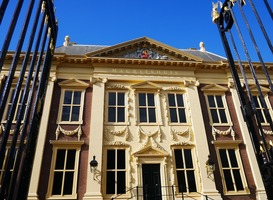 Slippertje van MEROL in Mauritshuis Slippertje van MEROL in Mauritshuis