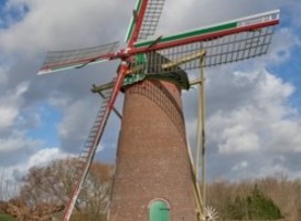 Normal_korenmolen_vogelzicht__kuitaart__zeeland__-_beeld__fotografie_buijsse