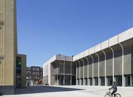 Het nieuwe Theater Zuidplein vanaf de buitenkant. Foto: Fotografie Scagliola Brakkee Het nieuwe Theater Zuidplein vanaf de buitenkant. Foto: Fotografie Scagliola Brakkee