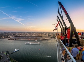 A'DAM LOOKOUT gratis A'DAM LOOKOUT gratis