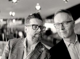 Martin Koolhoven en Ronald Simons, Eye Filmmuseum. Foto; Hans Boddeke Martin Koolhoven en Ronald Simons, Eye Filmmuseum. Foto; Hans Boddeke