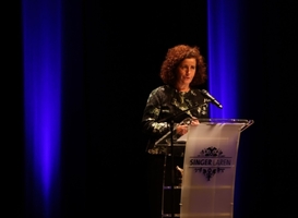Minister Van Engelshoven opent tentoonstelling 'Schilders van licht' in Singer Minister Van Engelshoven opent tentoonstelling 'Schilders van licht' in Singer