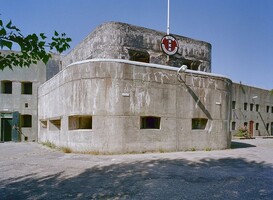Fort van Hoofddorp voor de renovatie, beeld uit 1995 (via Rijksdienst voor het Cultureel Erfgoed Fort van Hoofddorp voor de renovatie, beeld uit 1995 (via Rijksdienst voor het Cultureel Erfgoed