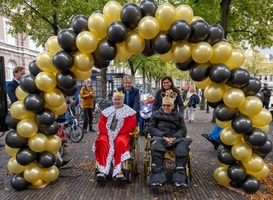 Opening rolstoelroute Den Haag (foto: Arnaud Roelofsz - via persbericht The Hague Marketing Bureau) Opening rolstoelroute Den Haag (foto: Arnaud Roelofsz - via persbericht The Hague Marketing Bureau)