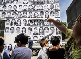 Normal_jr__inside_out__rome__italy__project_leader_simona_antonacci__wheat-pasted_posters_on_buildings.___jr-art.net