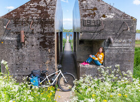 Normal_lf_waterlinieroute_doorgezaagde_bunker_culemborg_jessica_de_korte