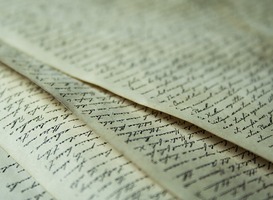 Vijf kanshebbers geselecteerd voor De Grote Poëzieprijs Vijf kanshebbers geselecteerd voor De Grote Poëzieprijs