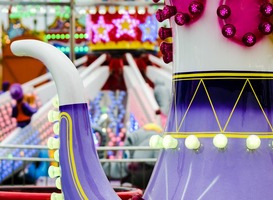 Normal_funfair-2369937_960_720