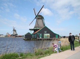 Toeristische drukte na corona verdeelt Noord-Hollanders Toeristische drukte na corona verdeelt Noord-Hollanders