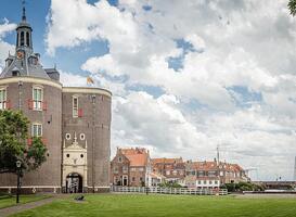 Oog in oog met de historische bewoners van Enkhuizen Oog in oog met de historische bewoners van Enkhuizen