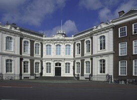 Voor het eerste sinds drie jaar nieuwe rondleidingen in Paleis Kneuterdijk Voor het eerste sinds drie jaar nieuwe rondleidingen in Paleis Kneuterdijk