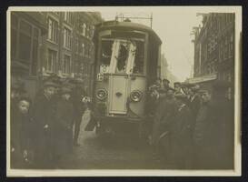 De verzetstram rijdt vanaf 15 mei historische rondjes door Amsterdam De verzetstram rijdt vanaf 15 mei historische rondjes door Amsterdam