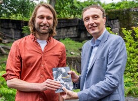 Nieuw boek over de geschiedenis van de mensen achter Burgers’ Zoo Nieuw boek over de geschiedenis van de mensen achter Burgers’ Zoo