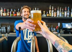 19% van de Nederlanders stapt met alcohol op de e-bike 19% van de Nederlanders stapt met alcohol op de e-bike