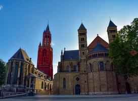 Kerktoren Maastricht podium voor historische expositie cartografie Kerktoren Maastricht podium voor historische expositie cartografie