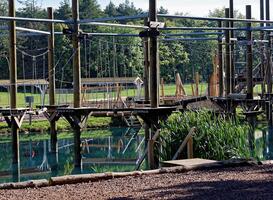 Elf Oekraïense vluchtelingen aan het werk in Kinderpretpark Julianatoren Elf Oekraïense vluchtelingen aan het werk in Kinderpretpark Julianatoren