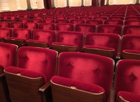 Schouwburgen en concertzalen nog steeds onzeker over de toekomst Schouwburgen en concertzalen nog steeds onzeker over de toekomst