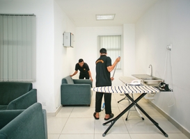 Roompot gaat schoonmaakpersoneel hogere reiskostenvergoeding geven Roompot gaat schoonmaakpersoneel hogere reiskostenvergoeding geven