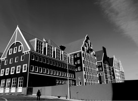 Hoge toeristentaks Zaanstad kan mensen ervan weerhouden daar hotel te boeken Hoge toeristentaks Zaanstad kan mensen ervan weerhouden daar hotel te boeken