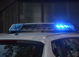 Politie deelt beelden van man die toerist op de fiets bewusteloos sloeg Politie deelt beelden van man die toerist op de fiets bewusteloos sloeg