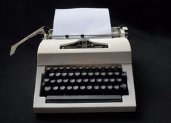 Normal_typewriter_typemachine