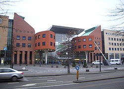 Normal_station_amersfoort__1-2006_