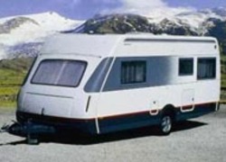 Normal_accomodatie_caravan_buiten_marleen