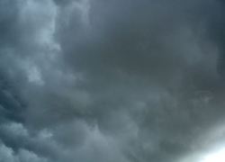 Normal_weer_bewolkt_donder_onweer