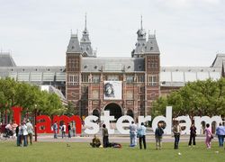 Normal_i-amsterdam-museumplein