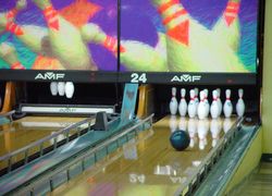 Normal_bowling_ball_looking_good_for_a_strike