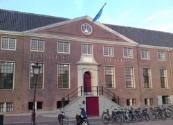 Normal_hermitage_amsterdam