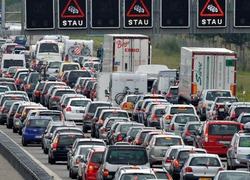 Normal_stau_file_duitsland