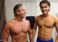 Normal_roelvink_dries_en_dave